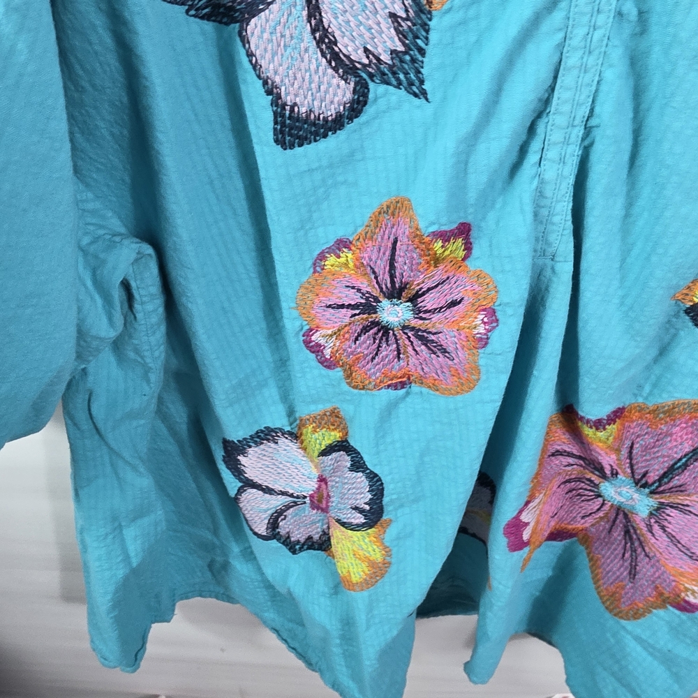 Cato Turquoise Floral Embroidered Peasant Top Size 22/24 - Picture 5 of 14